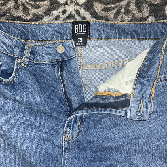 BDG Cowboy Highrise Blue Jeans (29) - Picture 2 of 5